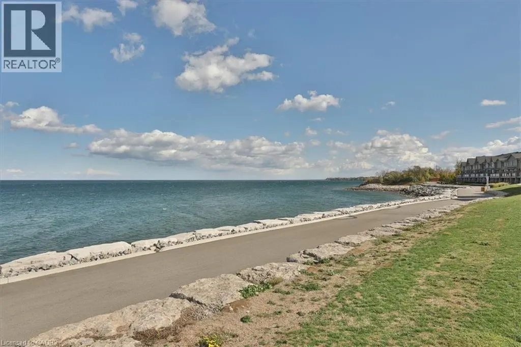 40 ESPLANADE Lane Unit# 401, #401
