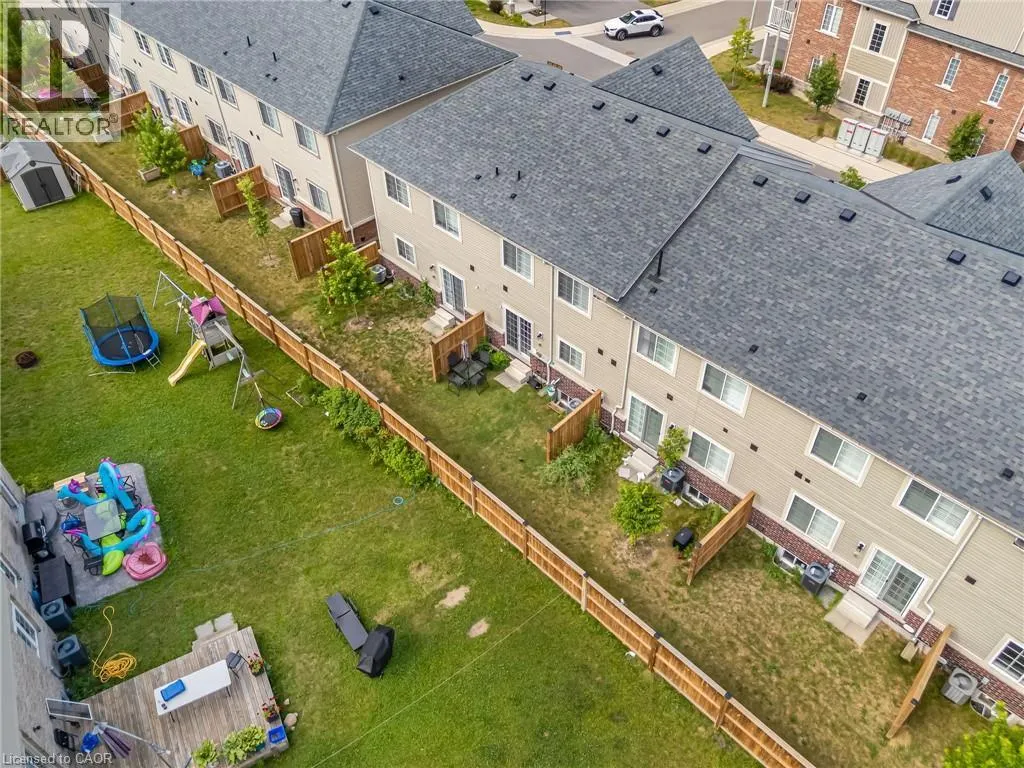 38 DEWBERRY Drive