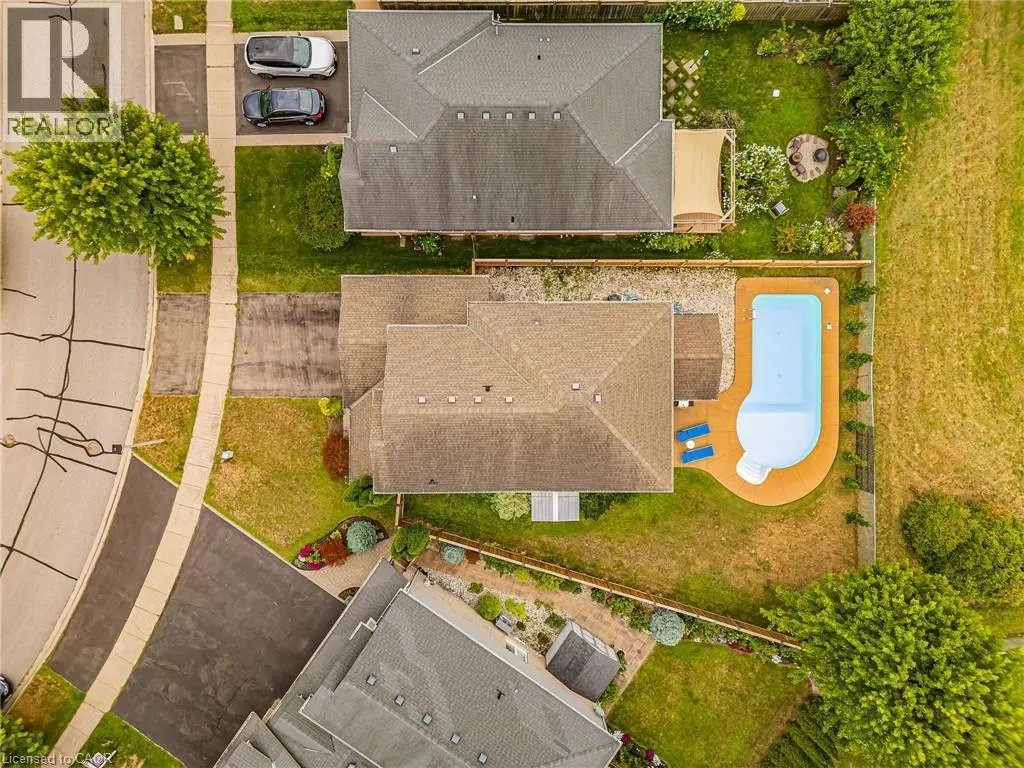 80 LORETTA Drive