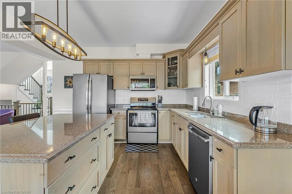 80 LORETTA Drive