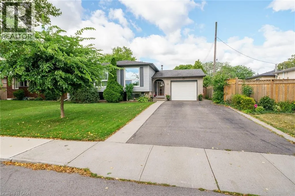 12 GLEN VALLEY Drive