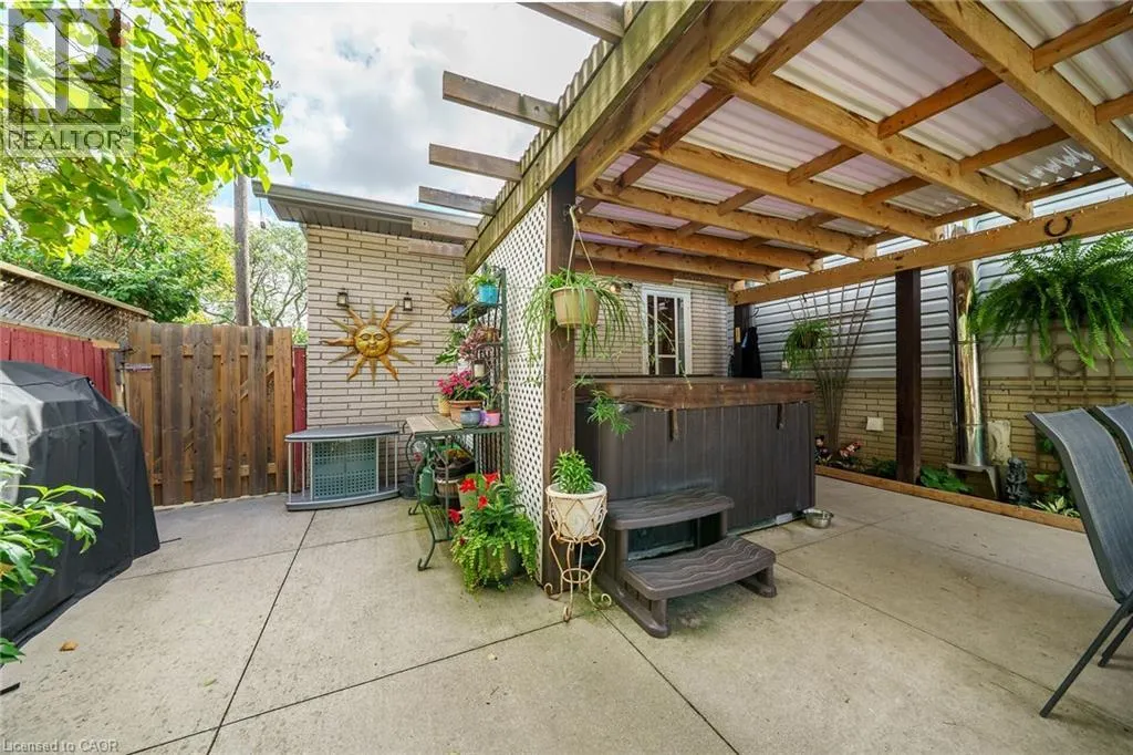 12 GLEN VALLEY Drive