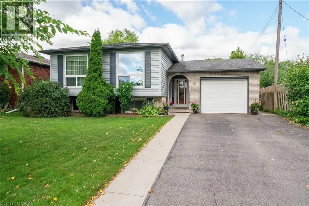 12 GLEN VALLEY Drive