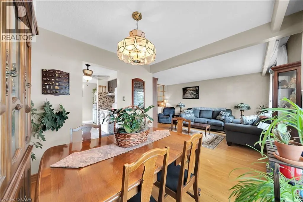 12 GLEN VALLEY Drive