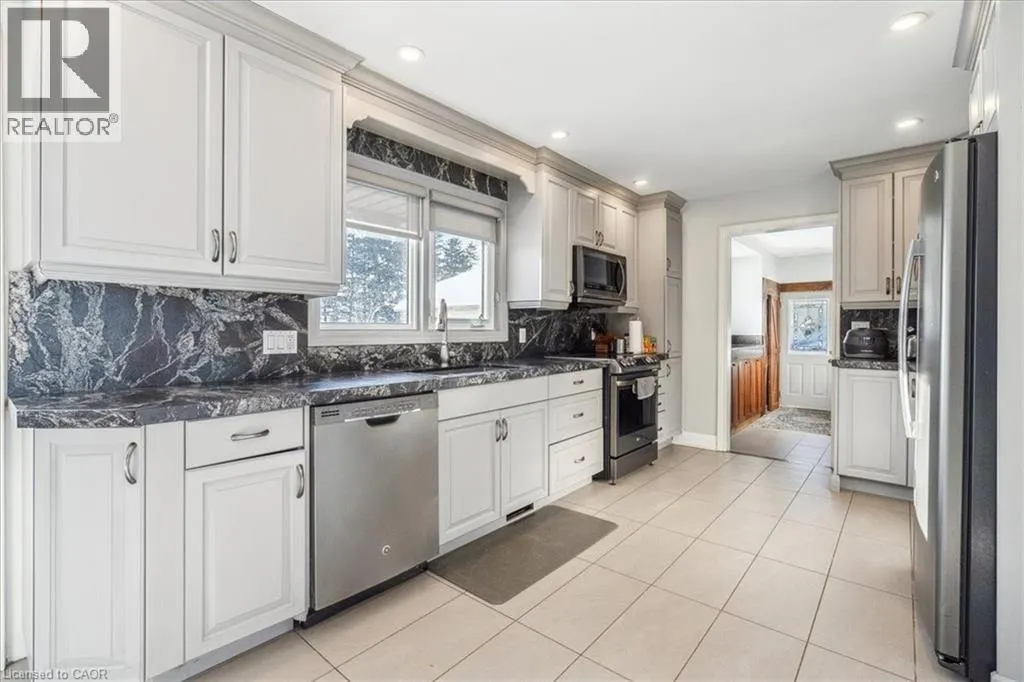 858 TRINITY Road