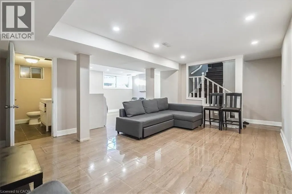 858 TRINITY Road