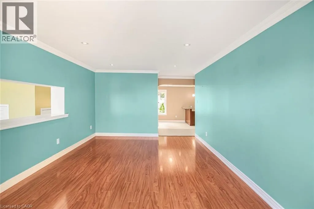 38 LAKESIDE Drive