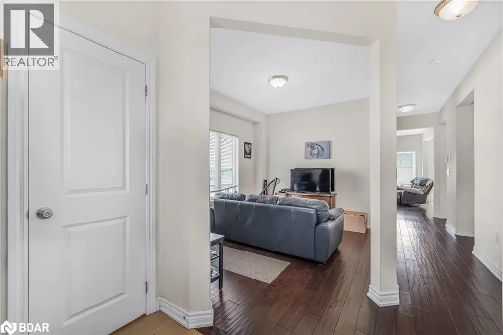 206 ISABELLA DRIVE