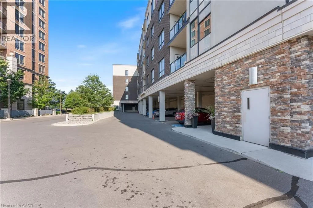 150 OAK PARK Boulevard Unit# 315, #315