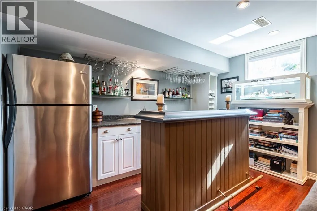 56 VIDEL Crescent N