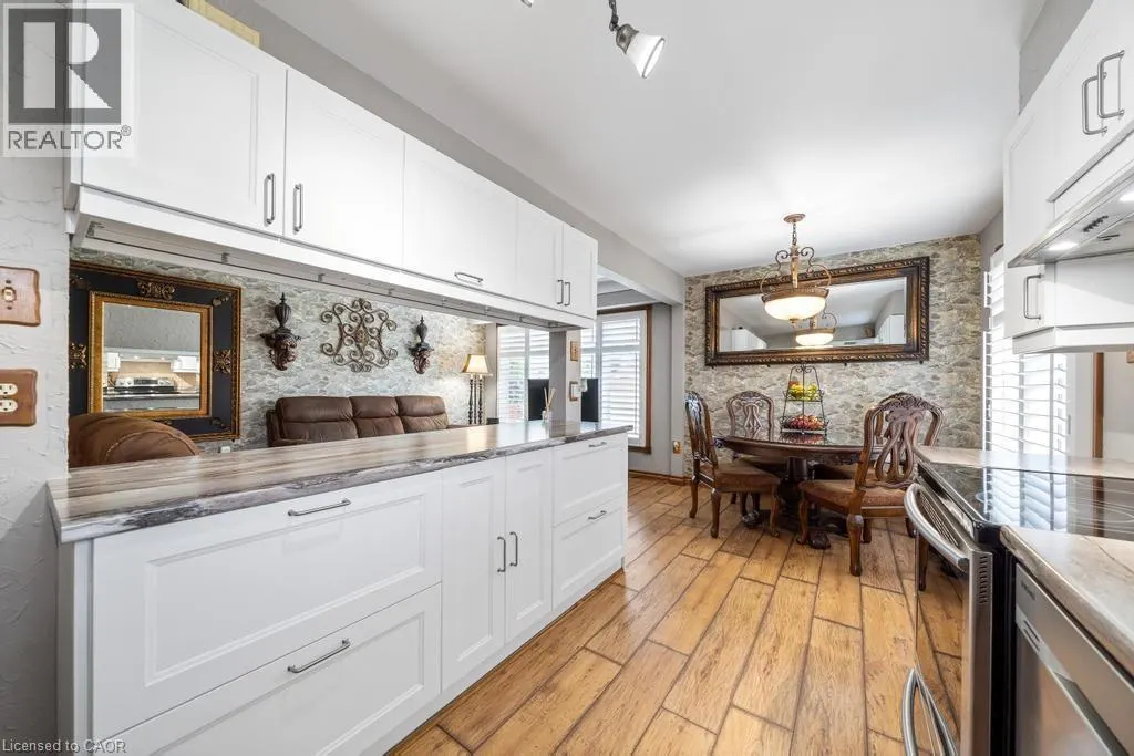 117 SUNRISE Drive