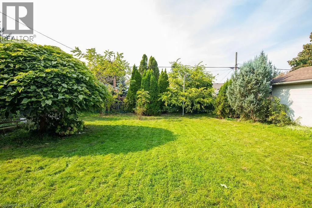 60 IVY LEA Place