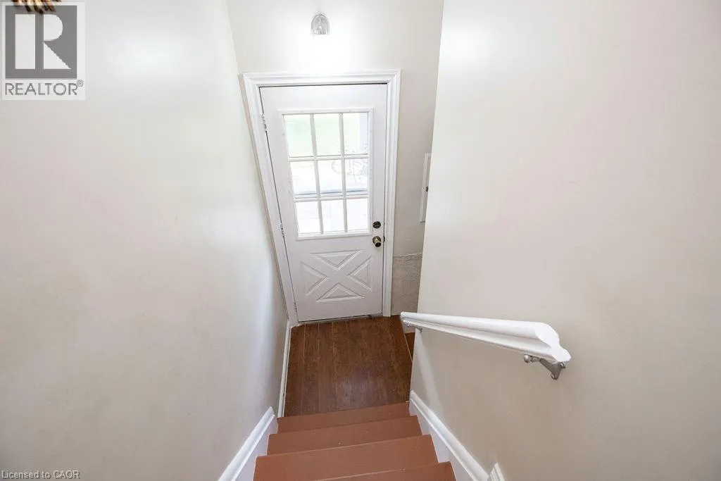 60 IVY LEA Place