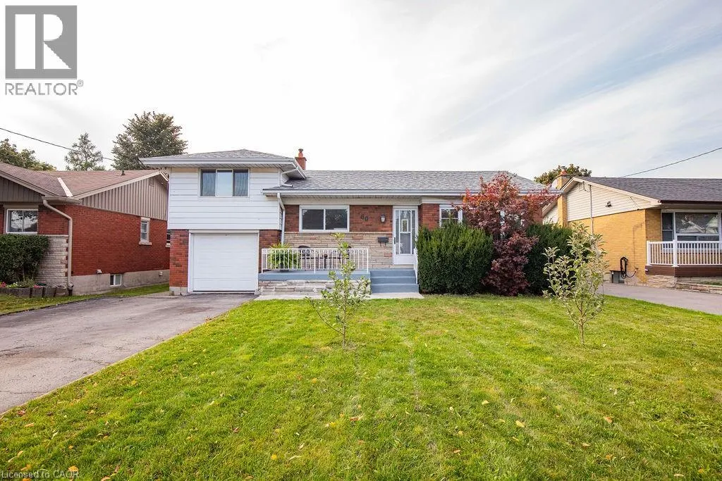 60 IVY LEA Place