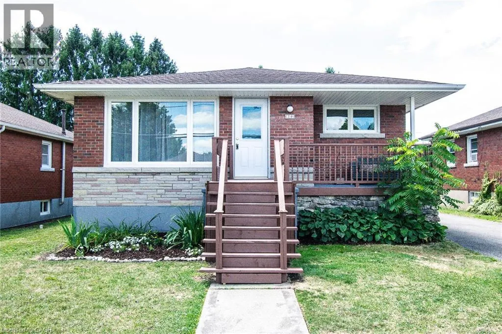482 STANLEY Street