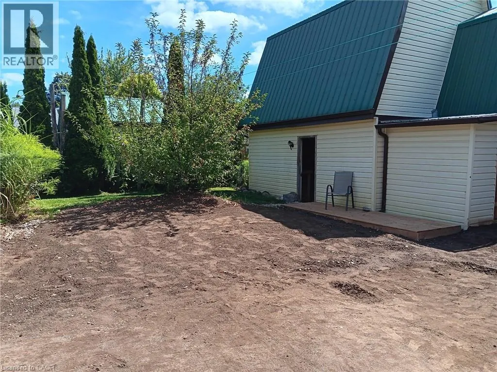 12 WALPOLE Drive