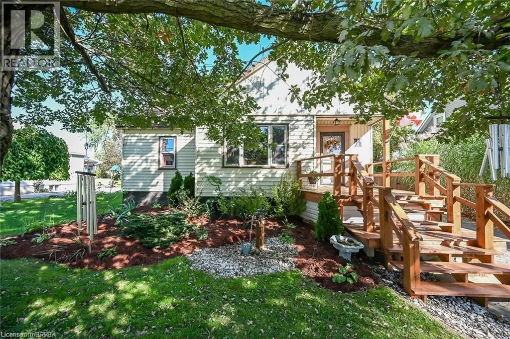 12 WALPOLE Drive