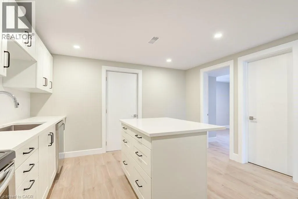 155 DOON Road Unit# LOWER, #LOWER
