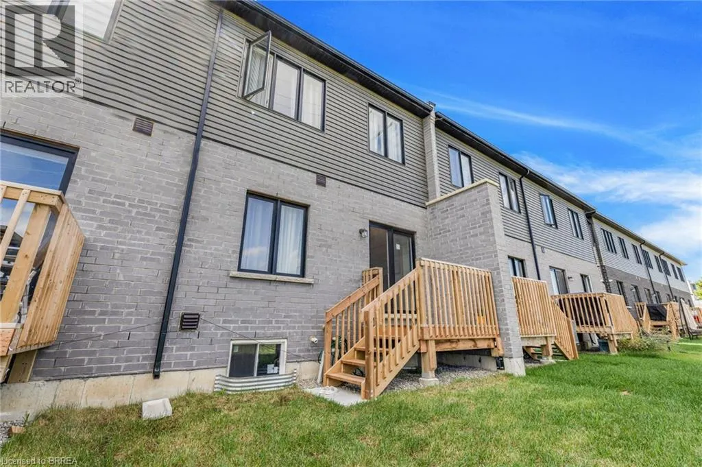 57 GEORGE BRIER Drive W