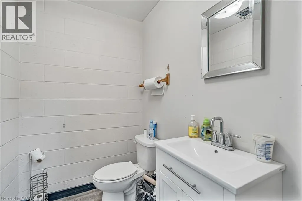 4200 FAIRVIEW Street Unit# B2, #B2
