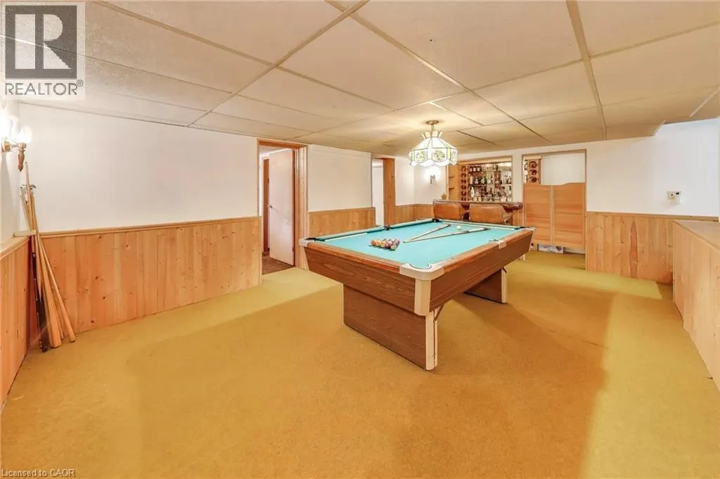5 WOODSVIEW Place