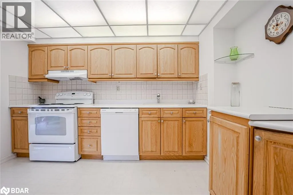 181 COLLIER Street Unit# 206, #206