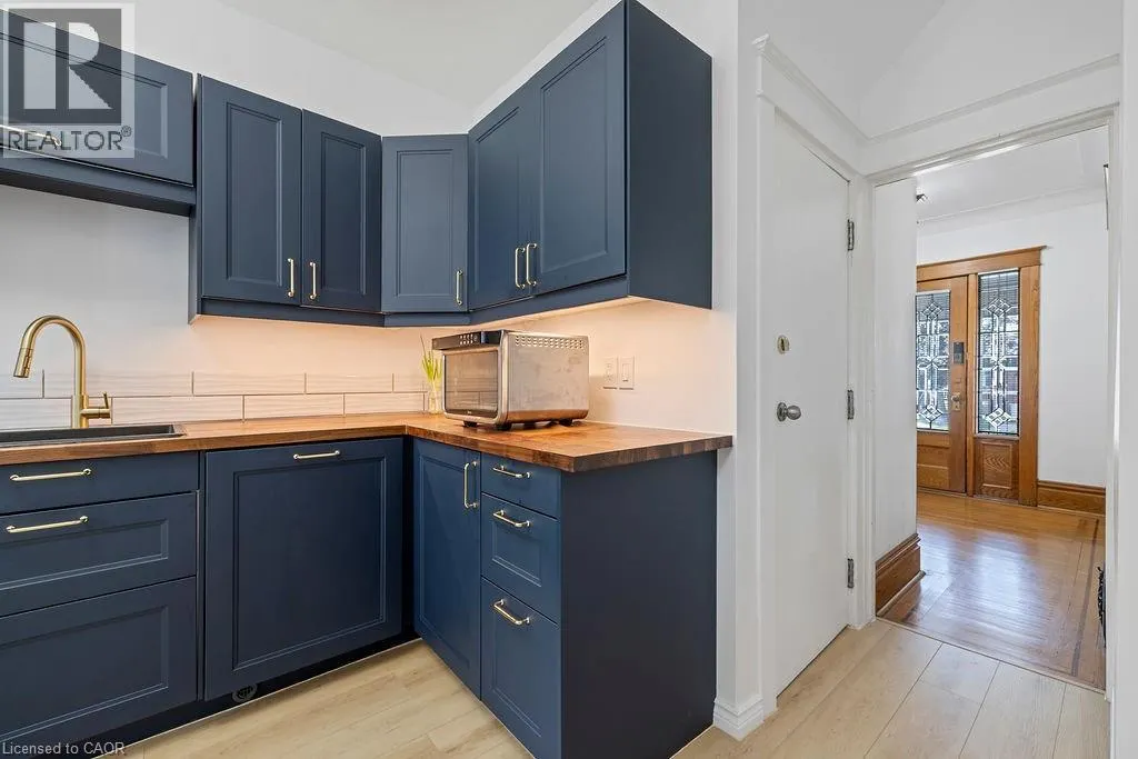 35 GAGE Avenue S Unit# #1, ##1