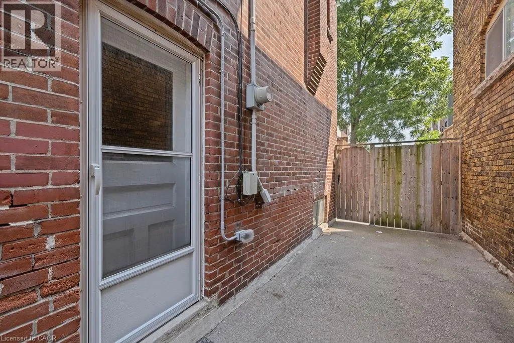 35 GAGE Avenue S Unit# #1, ##1