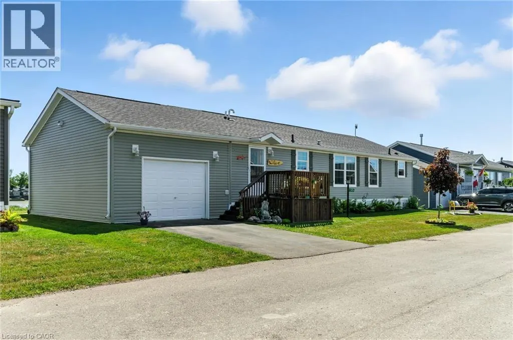 55 RIVERBEND Crescent