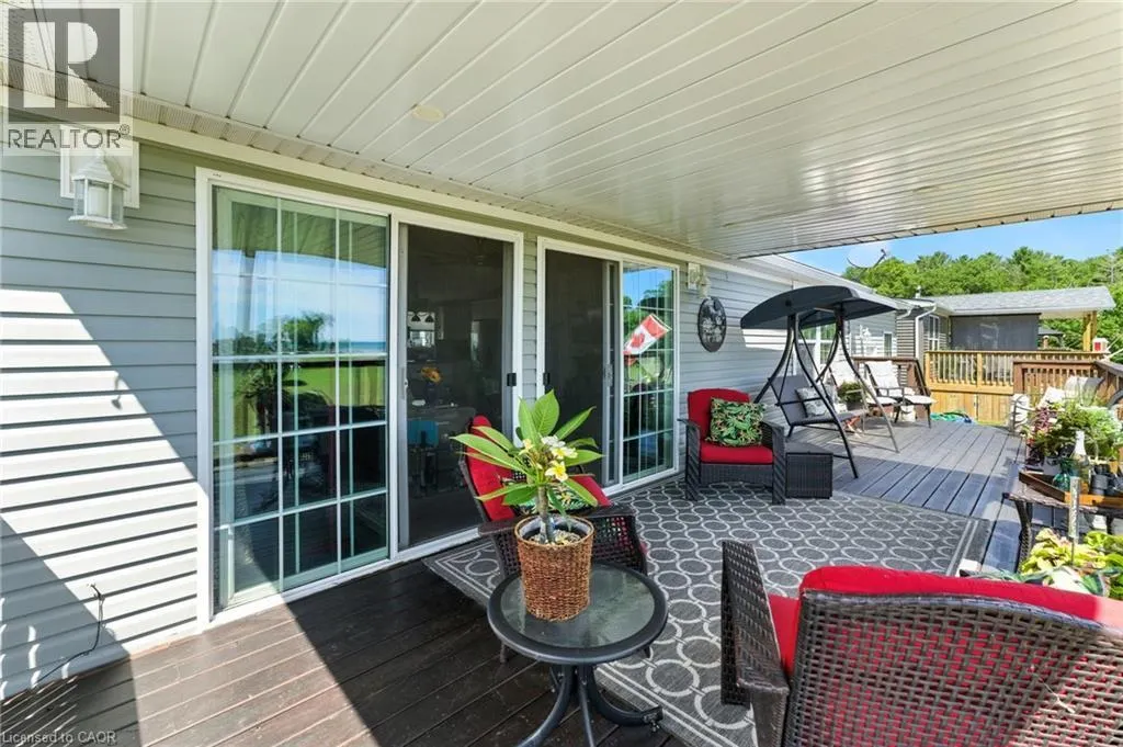 55 RIVERBEND Crescent