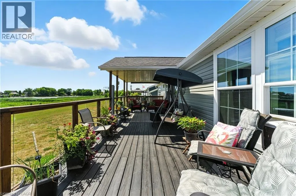 55 RIVERBEND Crescent