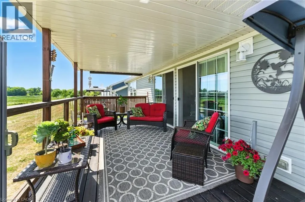 55 RIVERBEND Crescent
