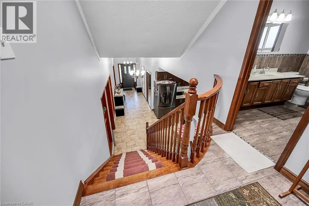 140 SOLOMON Crescent
