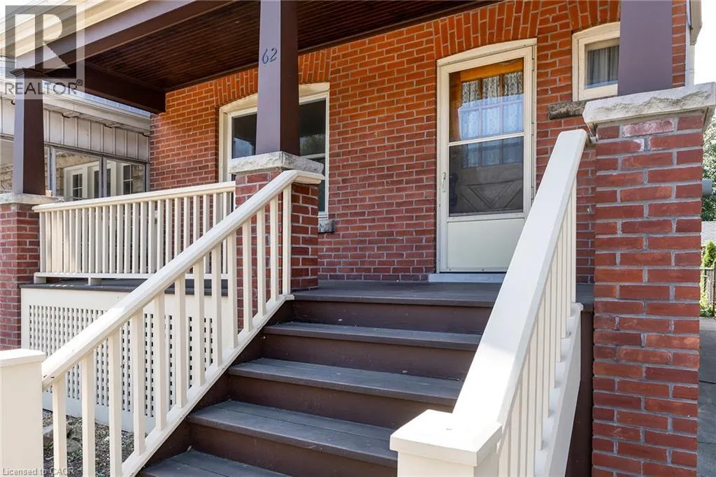 62 ALPINE Avenue