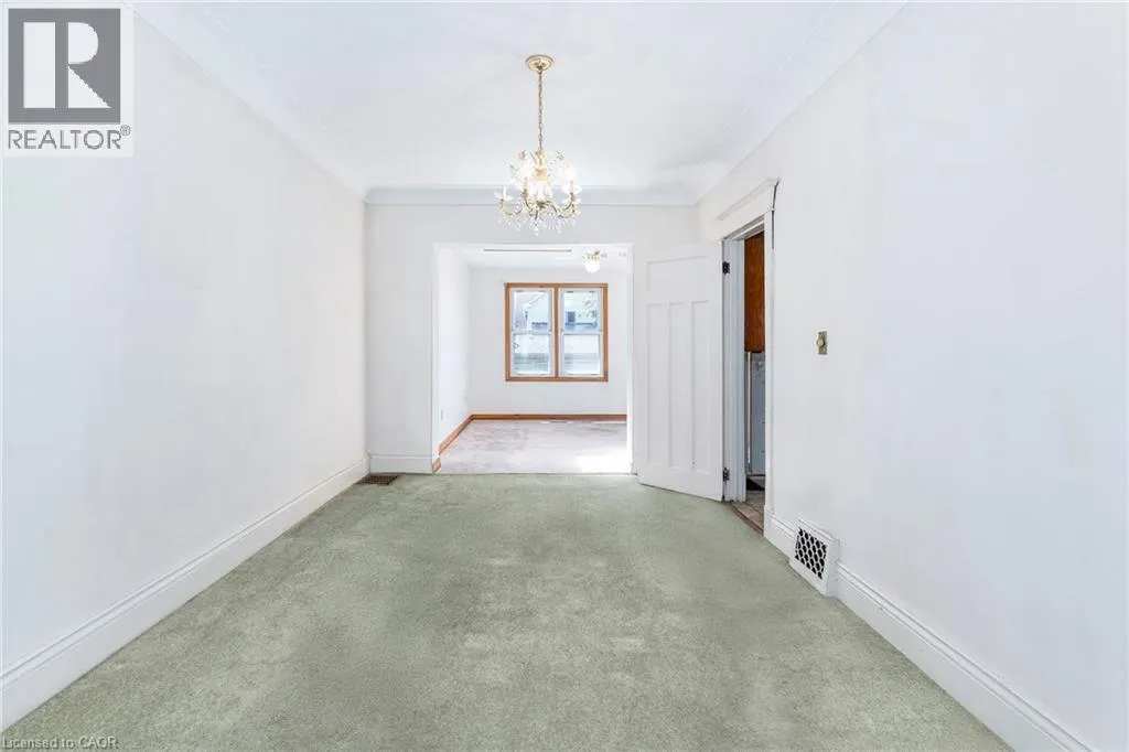 62 ALPINE Avenue