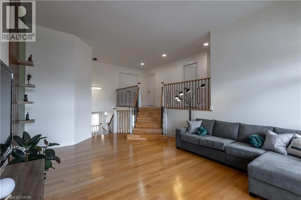 5 JUNEBERRY Road