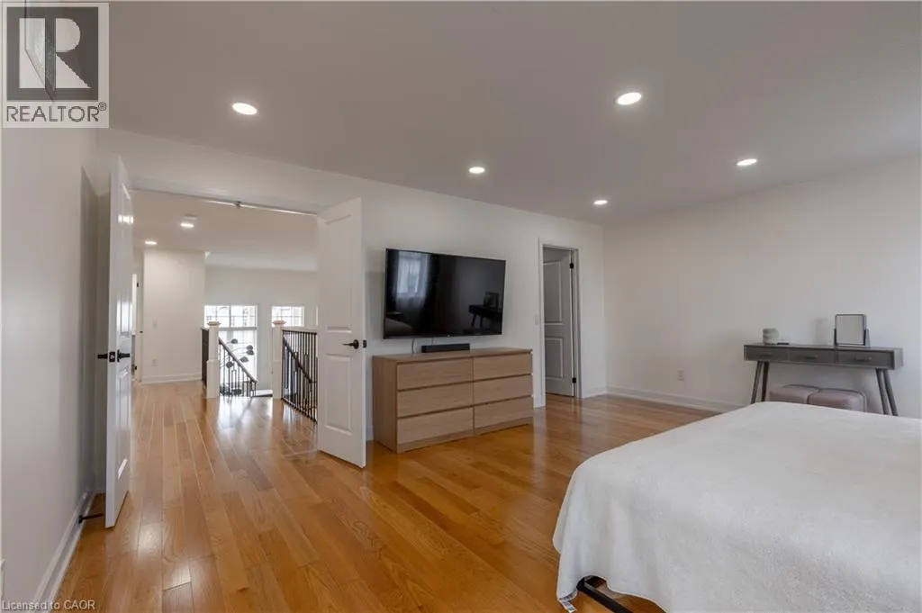 5 JUNEBERRY Road