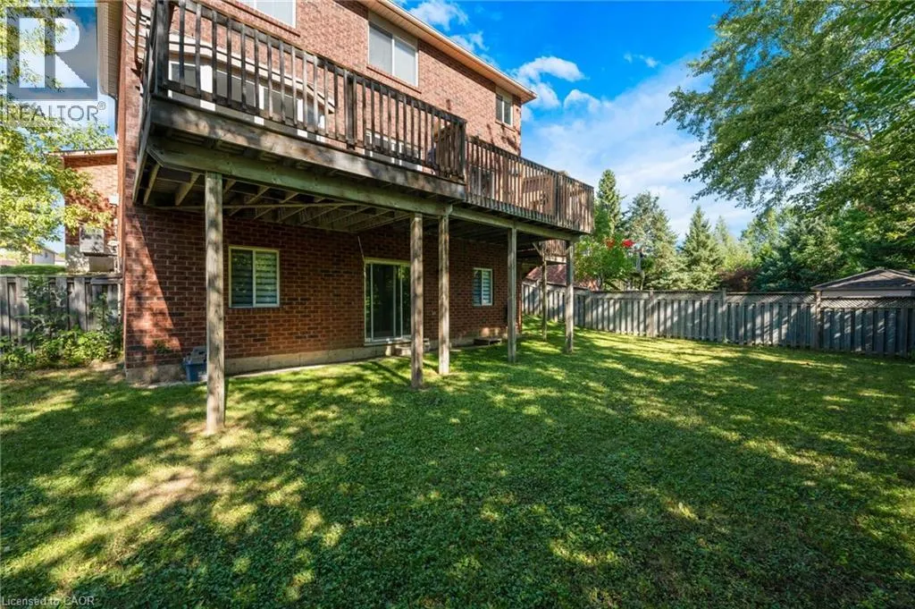23 MEAD Court