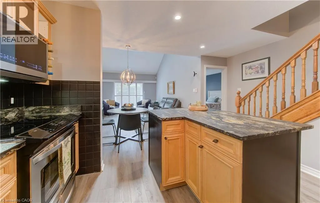 350 DOON VALLEY Drive Unit# 11D, #11D