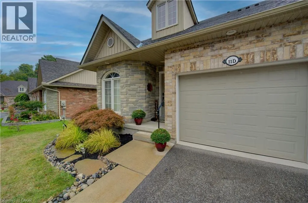 350 DOON VALLEY Drive Unit# 11D, #11D