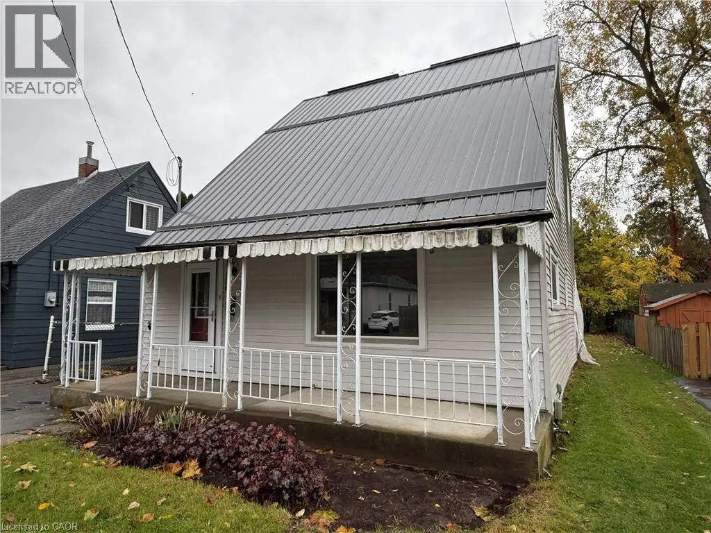 106 ABERDEEN Avenue