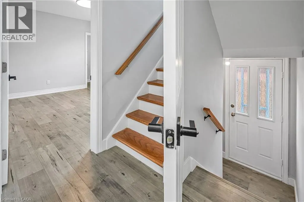 146 CRAIGROYSTON Road