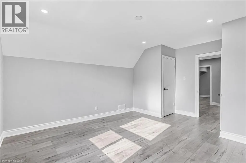 146 CRAIGROYSTON Road
