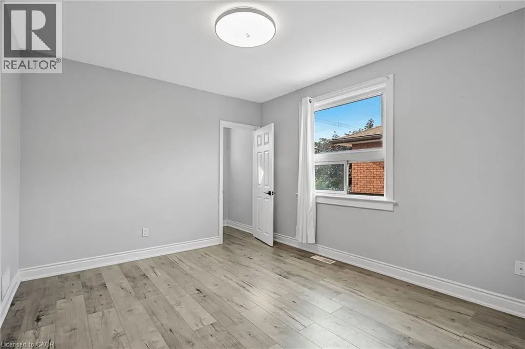 146 CRAIGROYSTON Road