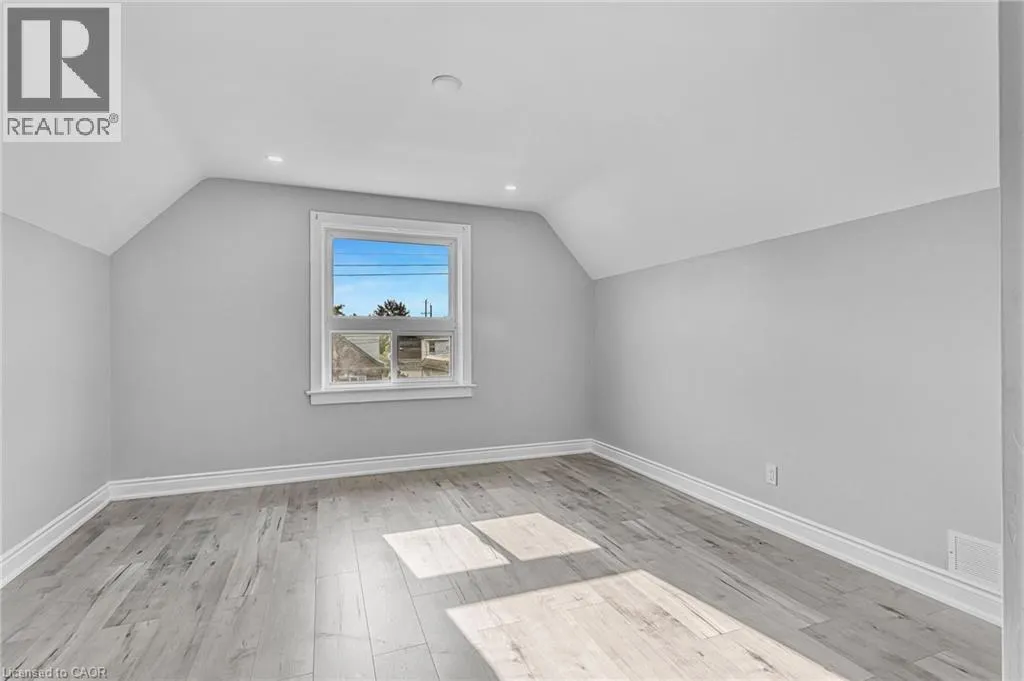 146 CRAIGROYSTON Road