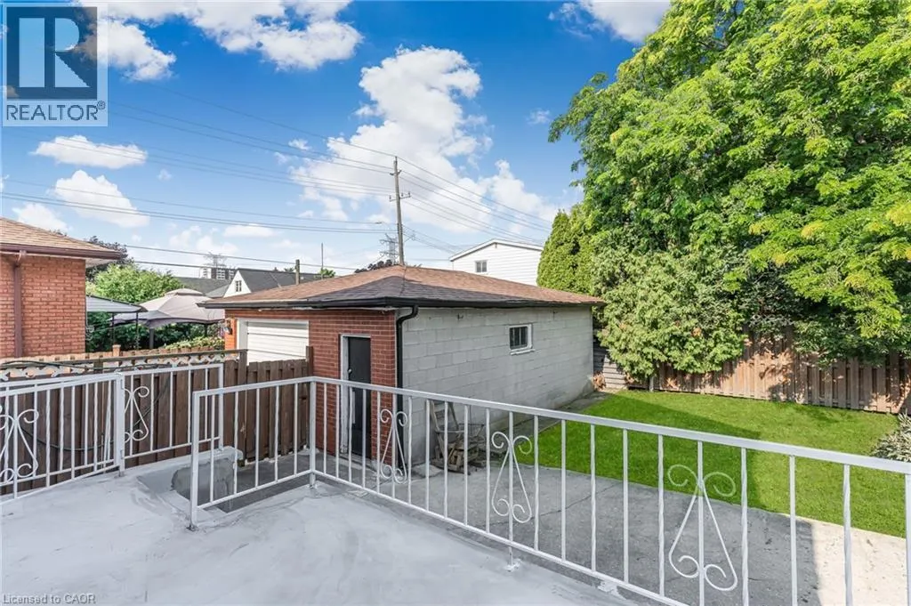 146 CRAIGROYSTON Road