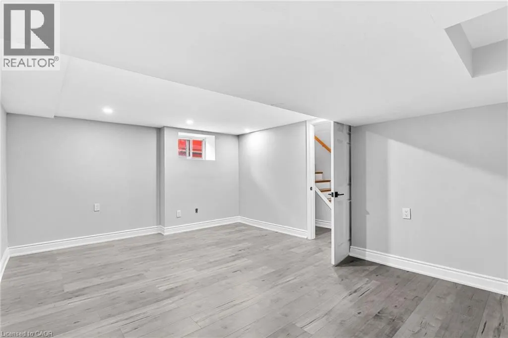 146 CRAIGROYSTON Road