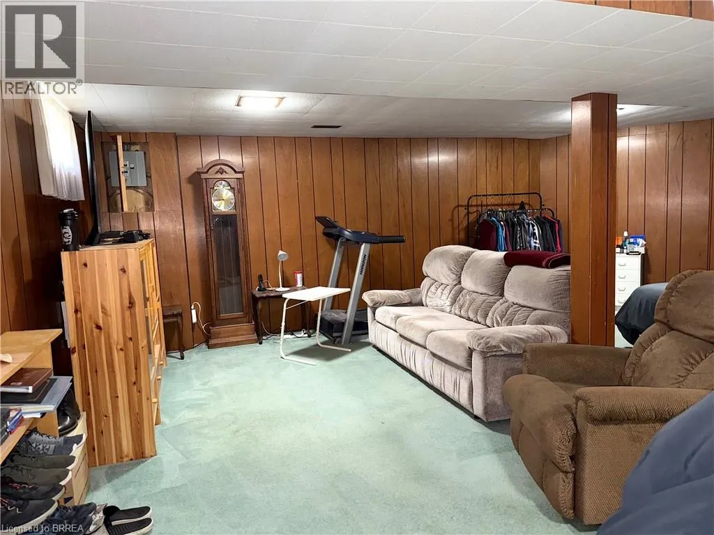 1232 GAINSBOROUGH Drive
