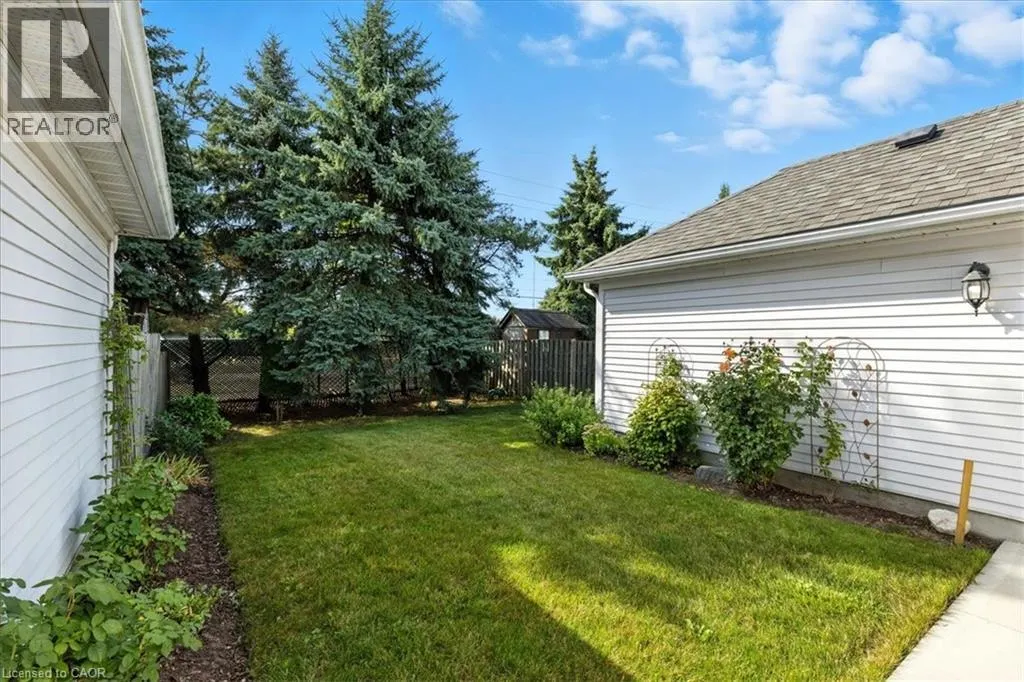 53 WAKE ROBIN Drive