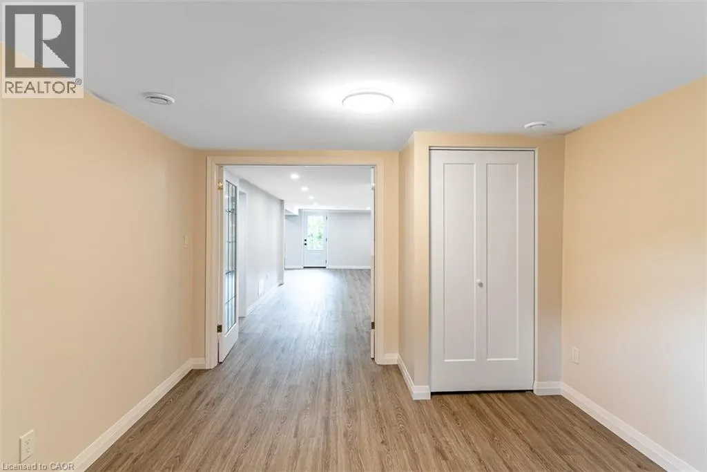 444 QUEEN VICTORIA Drive